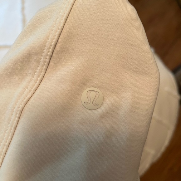 Lululemon LA Oversized Boxy Crew - Picture 7 of 7